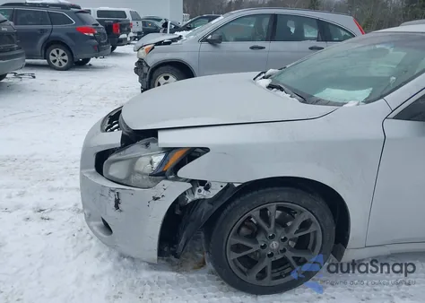 2012 Nissan Maxima 3.5 S z USA, uszkodzony, nr VIN 1N4AA5AP2CC834290